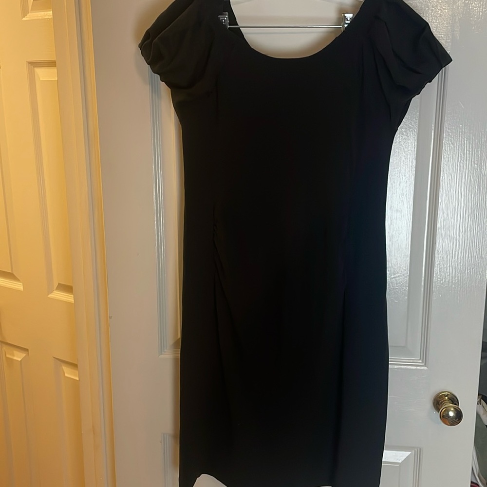 Gap Maternity CapSleeved Black MIDI Dress